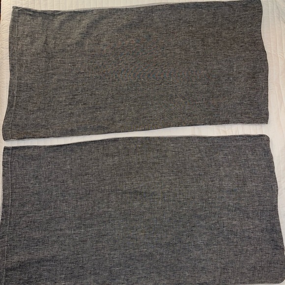 Crate & Barrel King Bedding NWOT - Picture 9 of 15